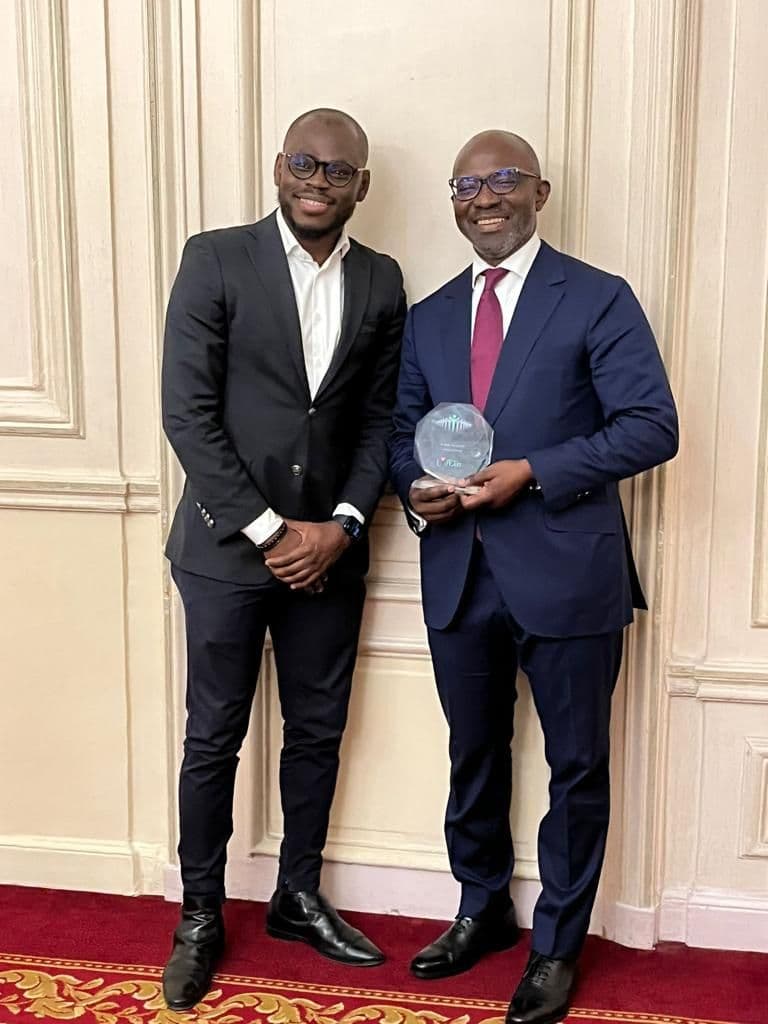Avec M. ACOUETY, PDG AfricSearch